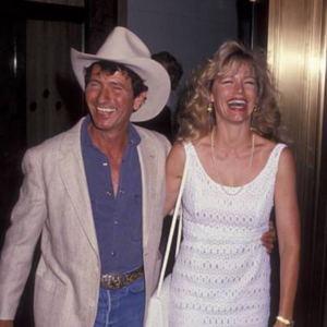 Legendary songwriterthe late Mac Davis with his wife Lisë Davis
